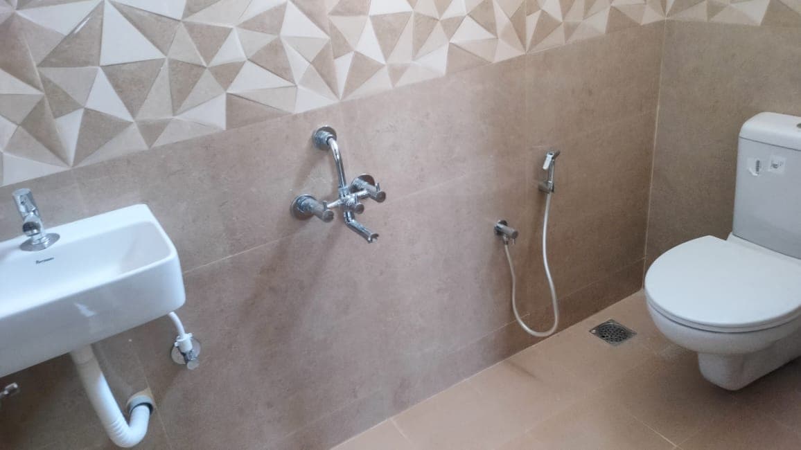 Flats for Sale in Padmanaba Nagar, Vadapalani - Image 6
