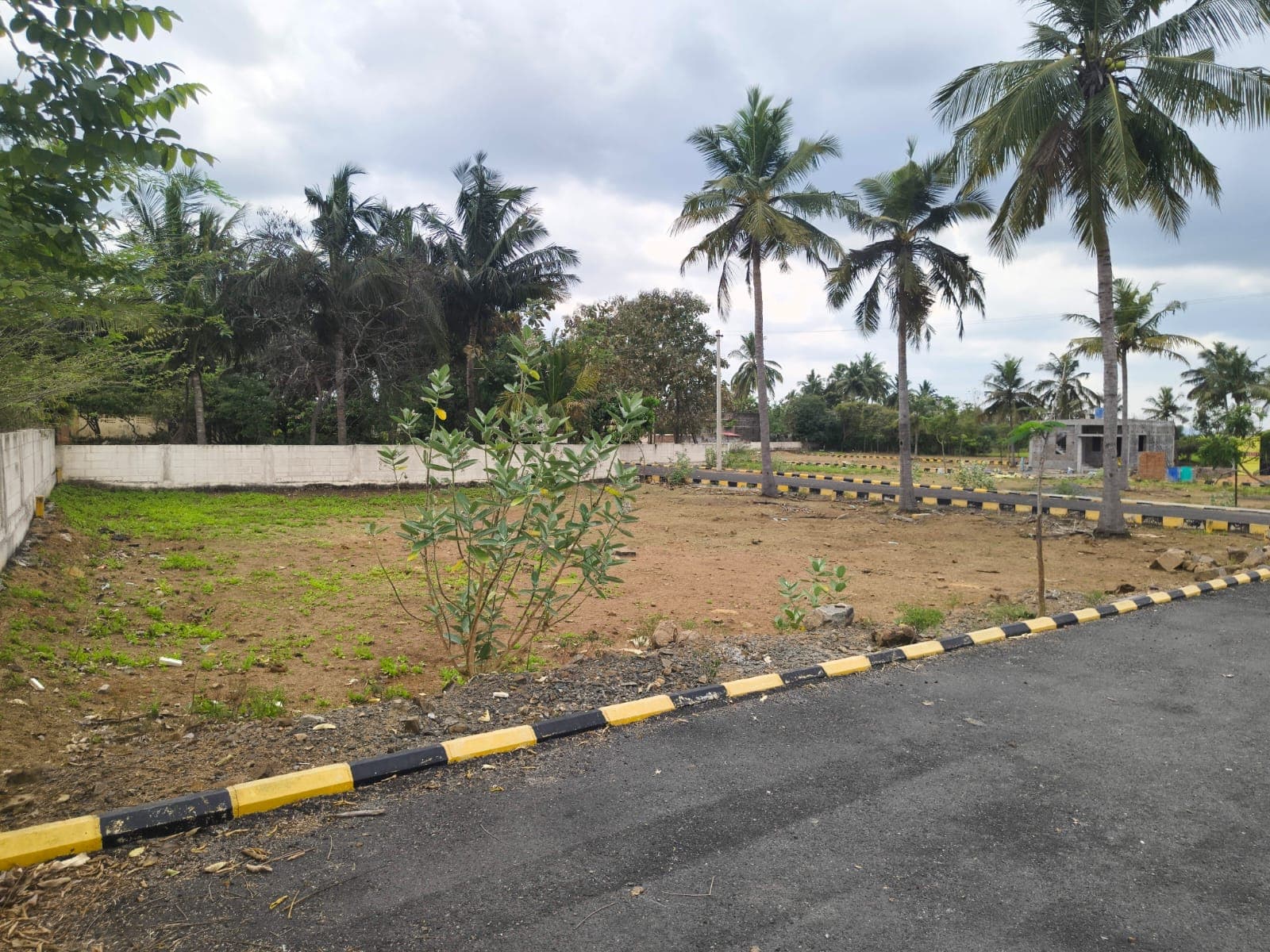 Villa plots at Mahindra Worl City - Image 7