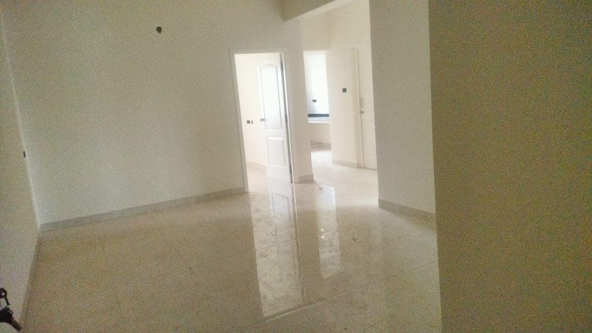 Luxurious Flats for Sale @ AVADI near VELTECH COLLEGE - Image 2