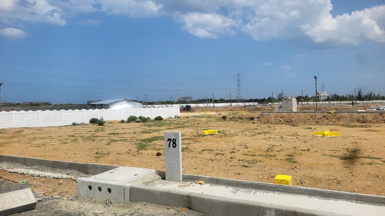 Premium Villa Plots at the fast-growing location of Thaiyur , Kelambakkam OMR - Image 4