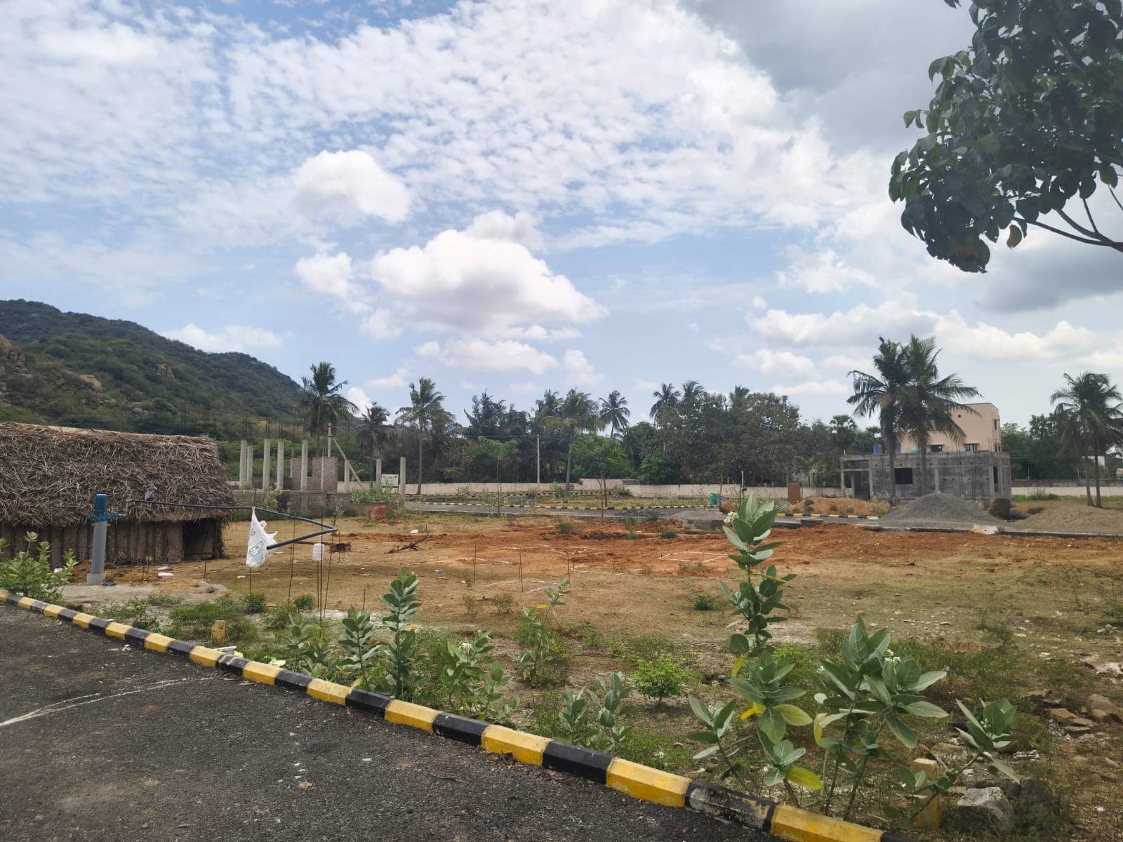 Villa plots at Mahindra Worl City - Image 3