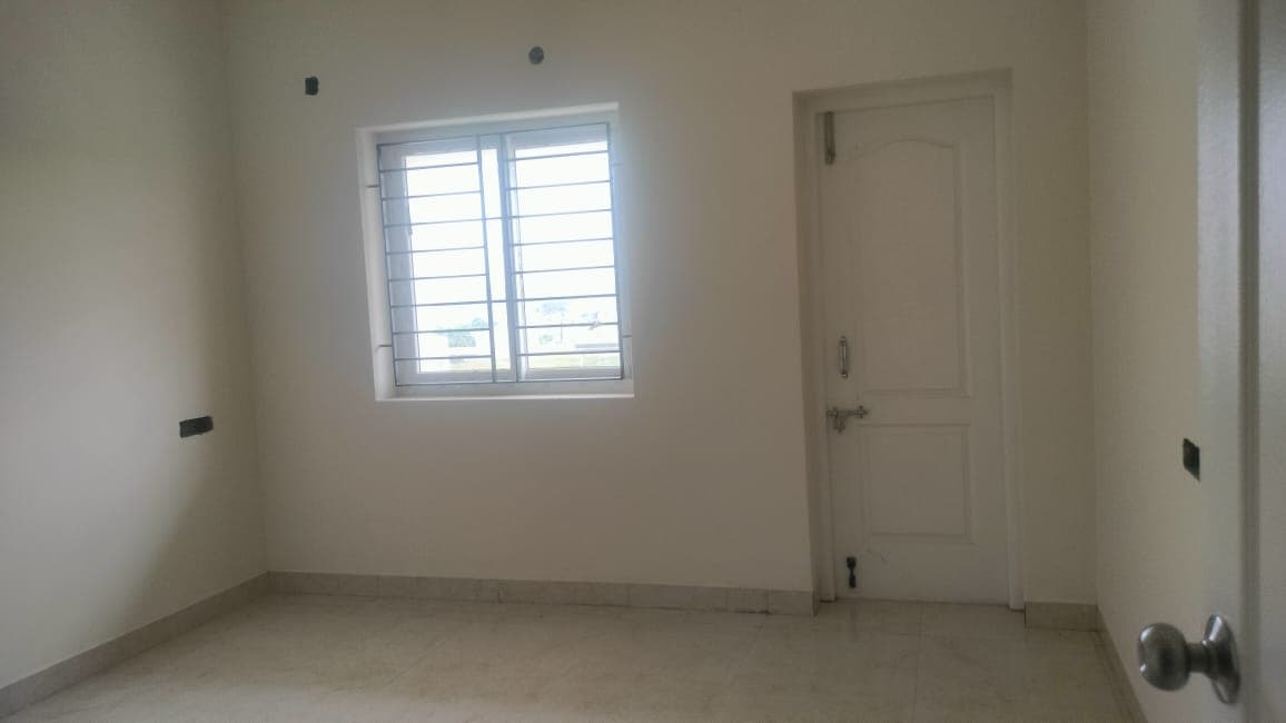 Luxurious Flats for Sale @ AVADI near VELTECH COLLEGE - Image 4