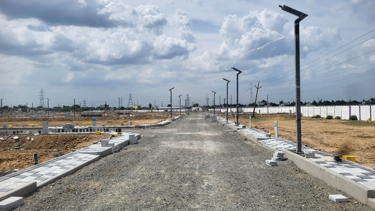 Premium Villa Plots at the fast-growing location of Thaiyur , Kelambakkam OMR - Image 3