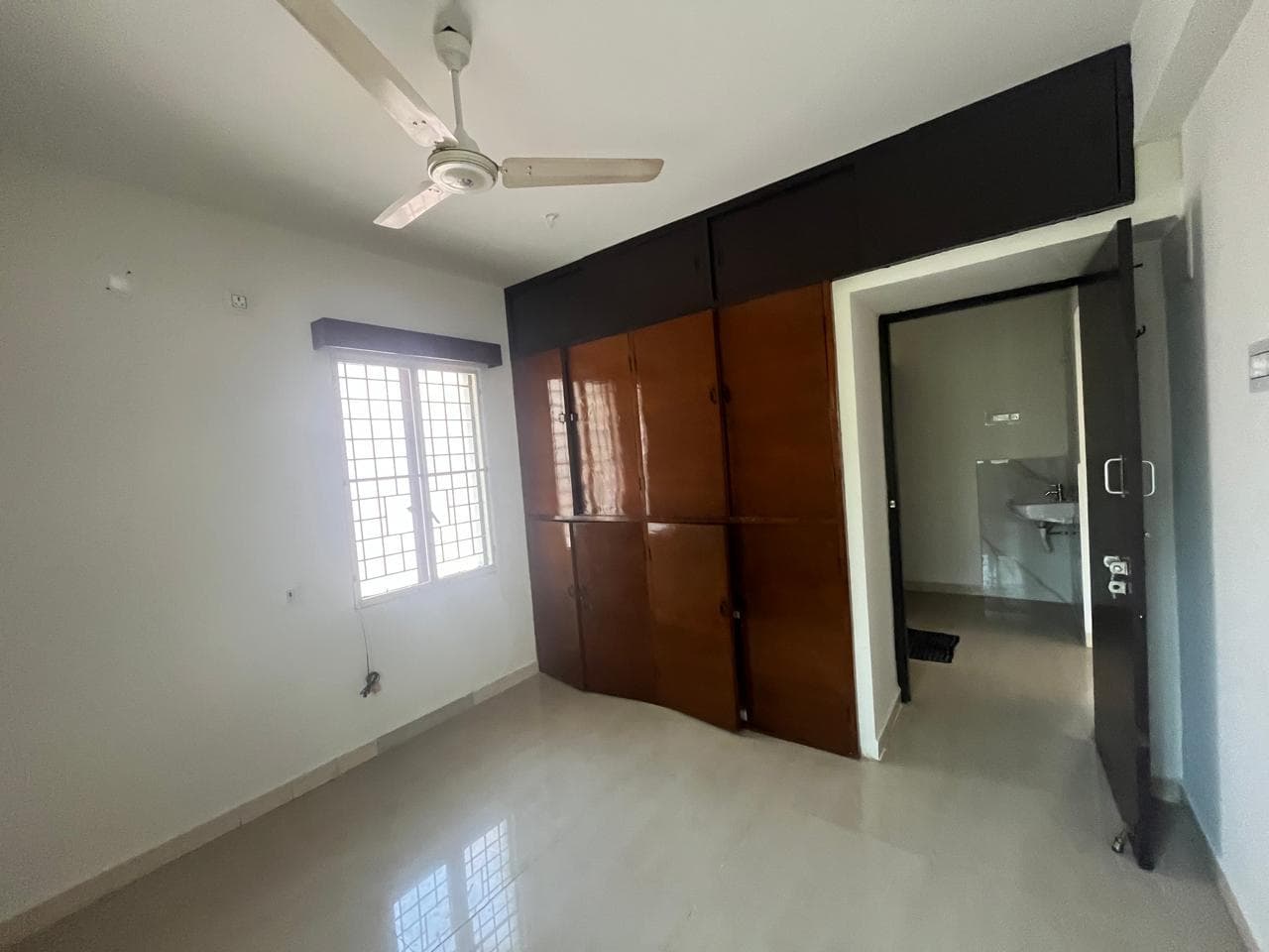 New Luxurious 2BHK Flat in Selaiyur, Near Velammal School Madambakkam Chennai - Image 17